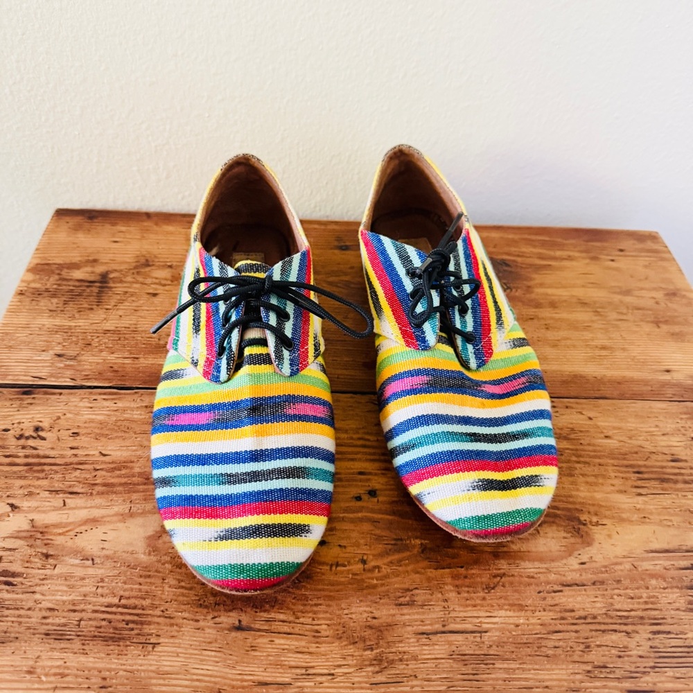 Osborn Handcrafted Oxford Boho Multi-colored Shoes